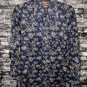 Hennessey by Van Heusen custom Fit top